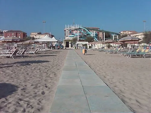 ***  Hotel Villa Dei Gerani Rimini Italien